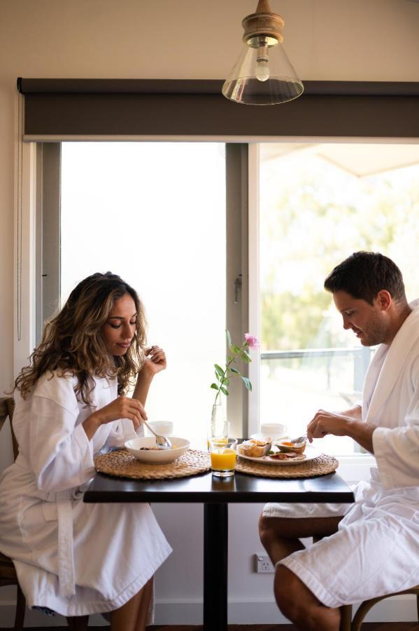 Araluen Boutique Accommodation ยาร์ราเกลน ภายนอก รูปภาพ