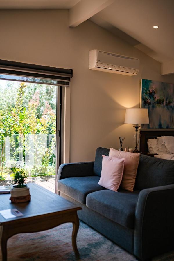 Araluen Boutique Accommodation ยาร์ราเกลน ภายนอก รูปภาพ